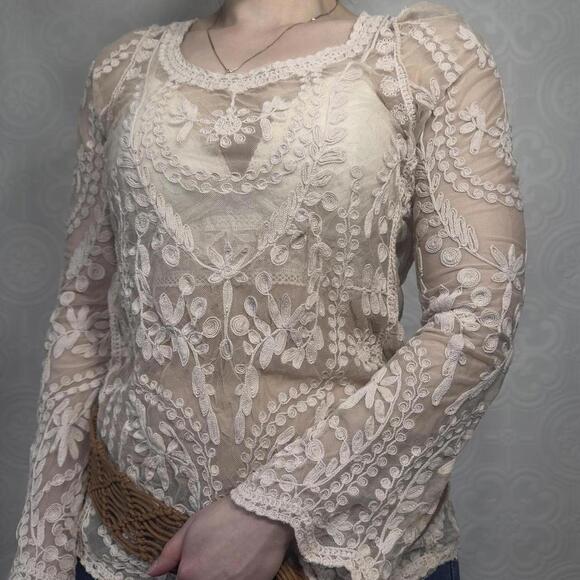 Sheer Cream Lace Long Sleeve Blouse Boho Flared Sleeves Womens S/M by Wishlist - Picture 2 of 5
